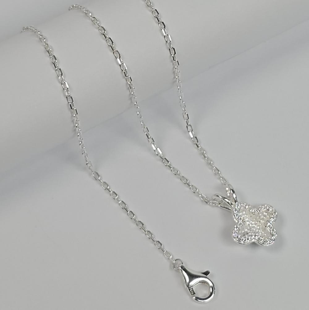 Van Insp. White Clover Pendant Necklace Flower Pavé 925 Sterling Silver 40-45cm